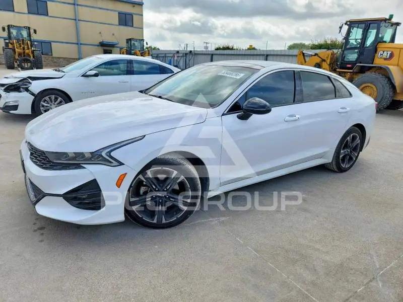 2023 KIA K5 фото