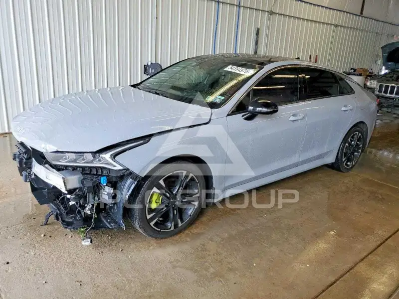 2023 KIA K5 фото