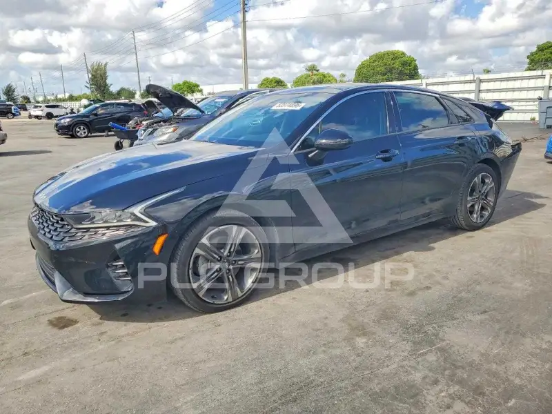 2023 KIA K5 фото