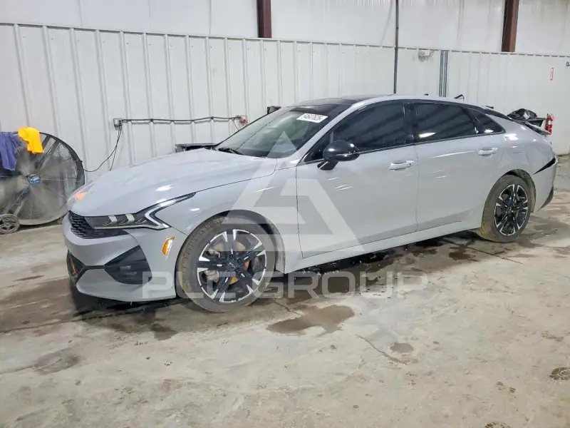 2023 KIA K5 фото