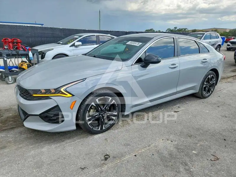 2023 KIA K5 фото