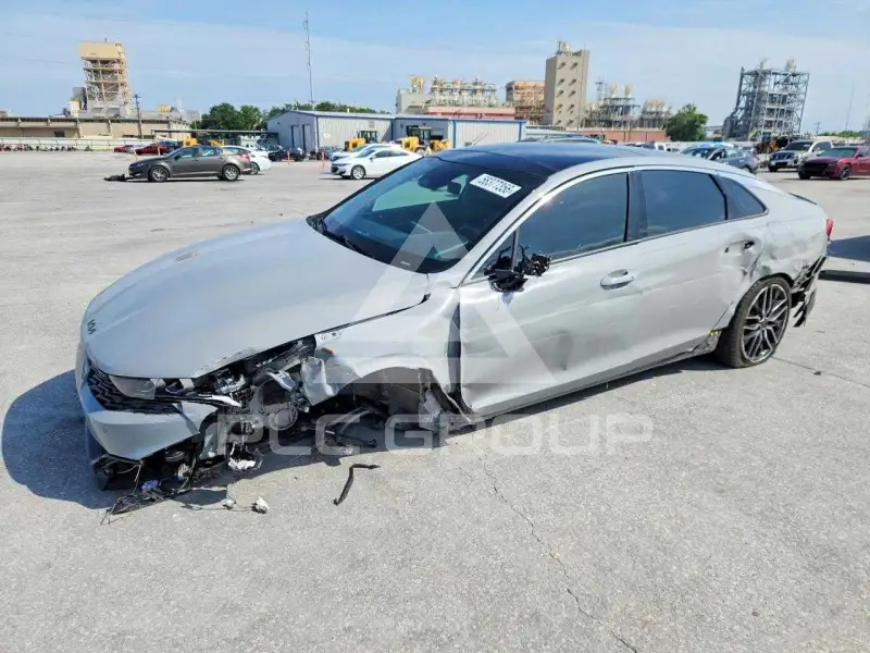 2023 KIA K5 фото