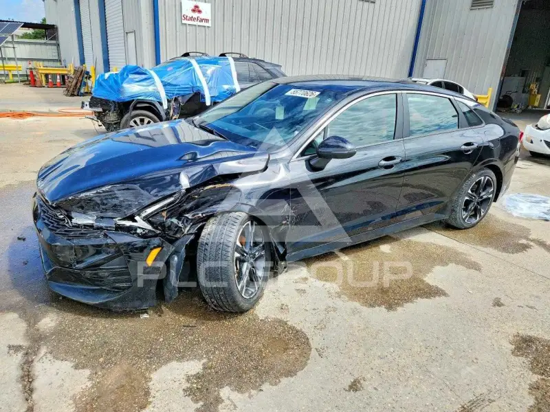 2023 KIA K5 фото