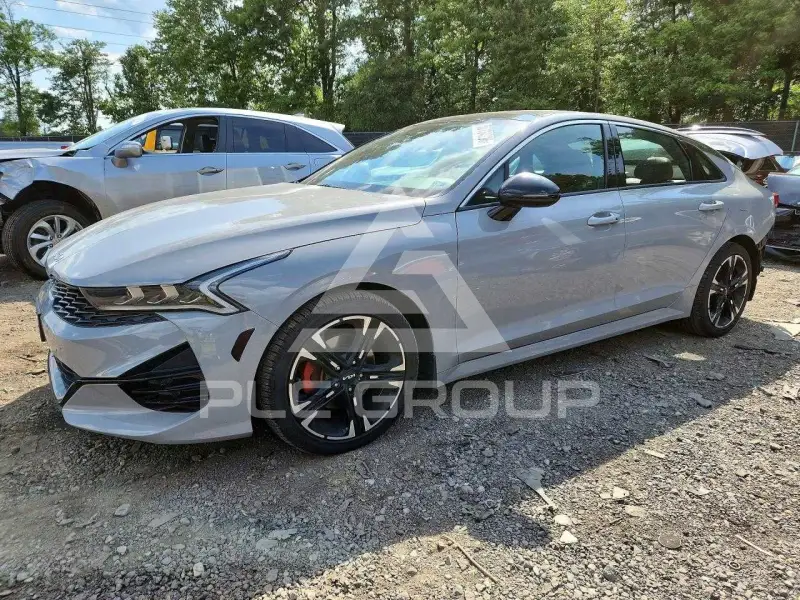 2023 KIA K5 фото