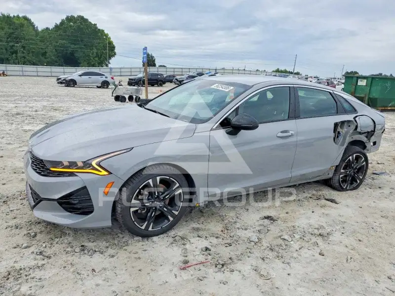 2023 KIA K5 фото