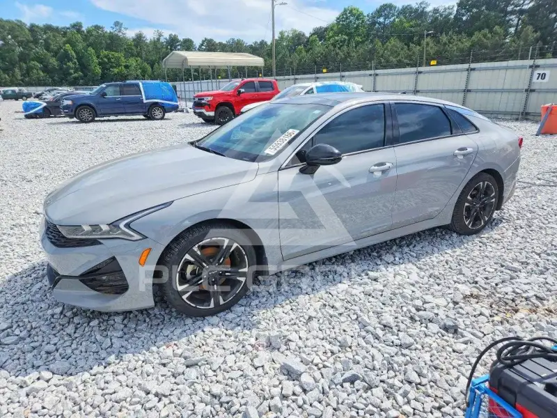 2023 KIA K5 фото