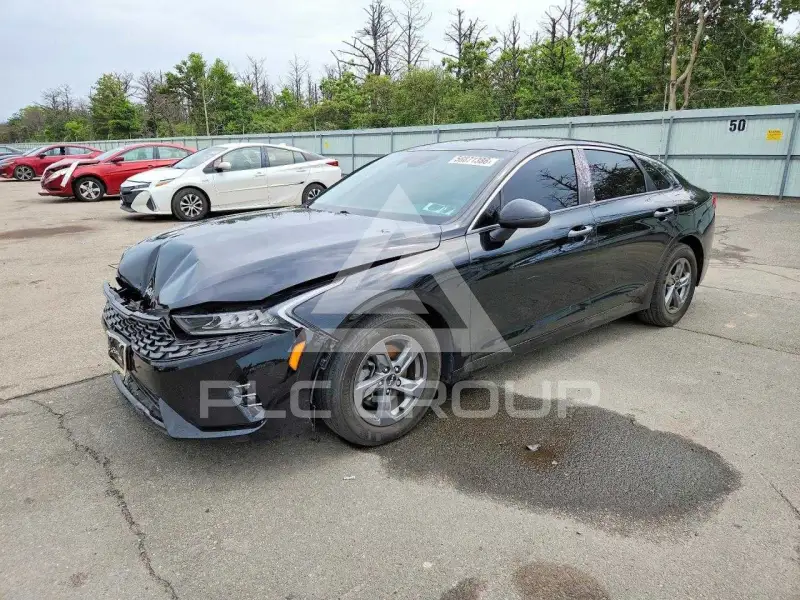 2023 KIA K5 фото