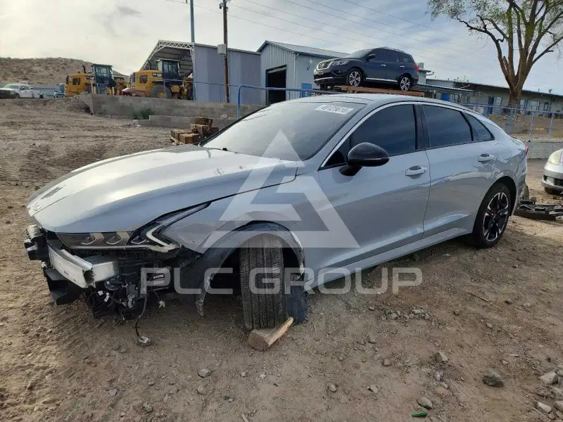 2023 KIA K5 фото