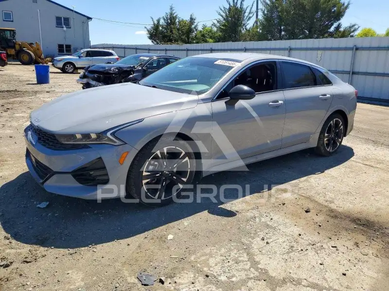 2023 KIA K5 фото