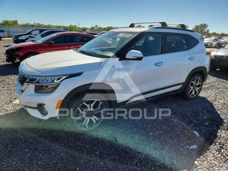 2023 KIA Seltos фото