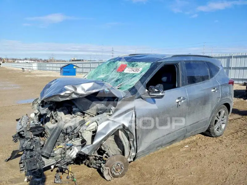 2023 KIA Seltos фото