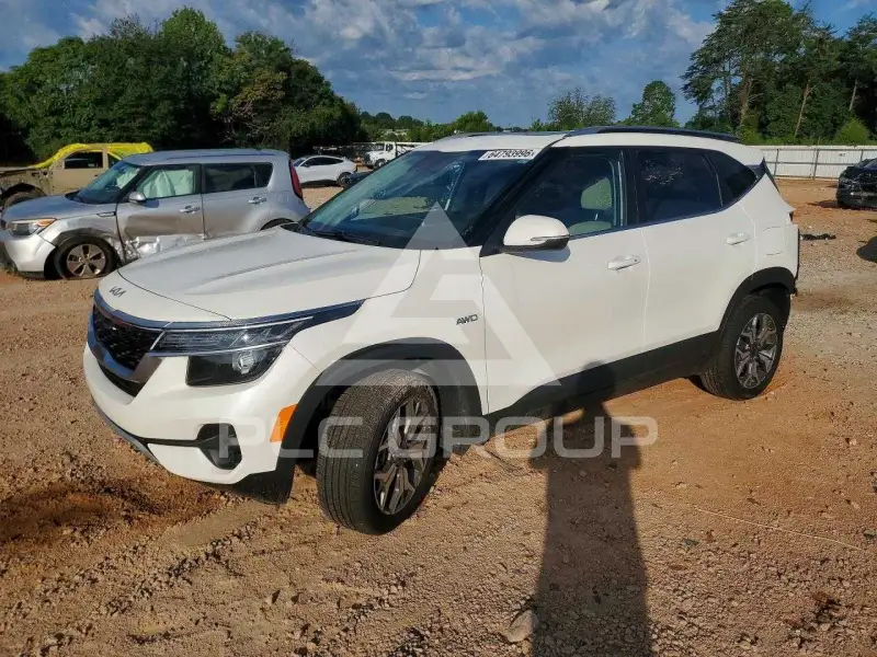 2023 KIA Seltos фото