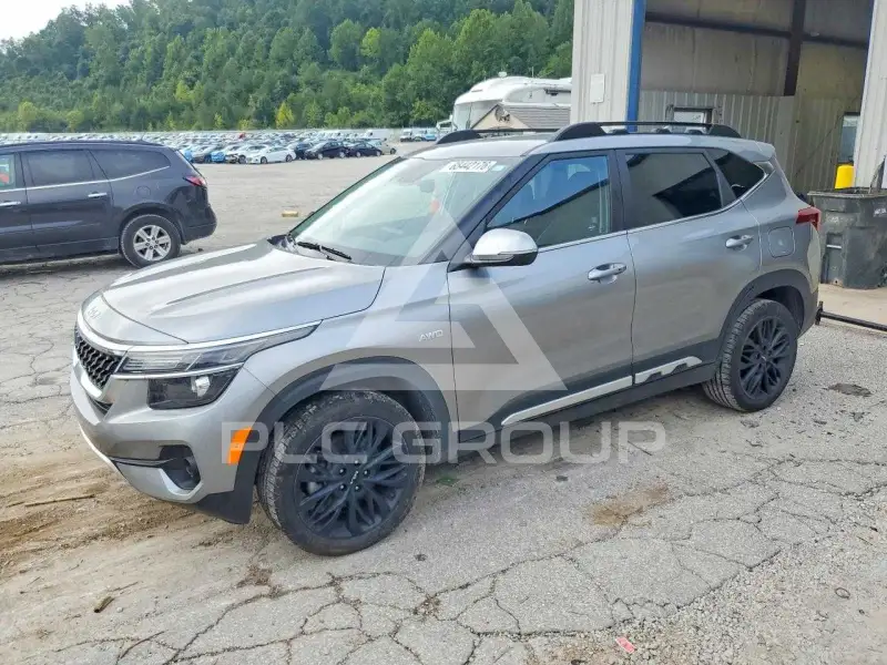 2023 KIA Seltos фото