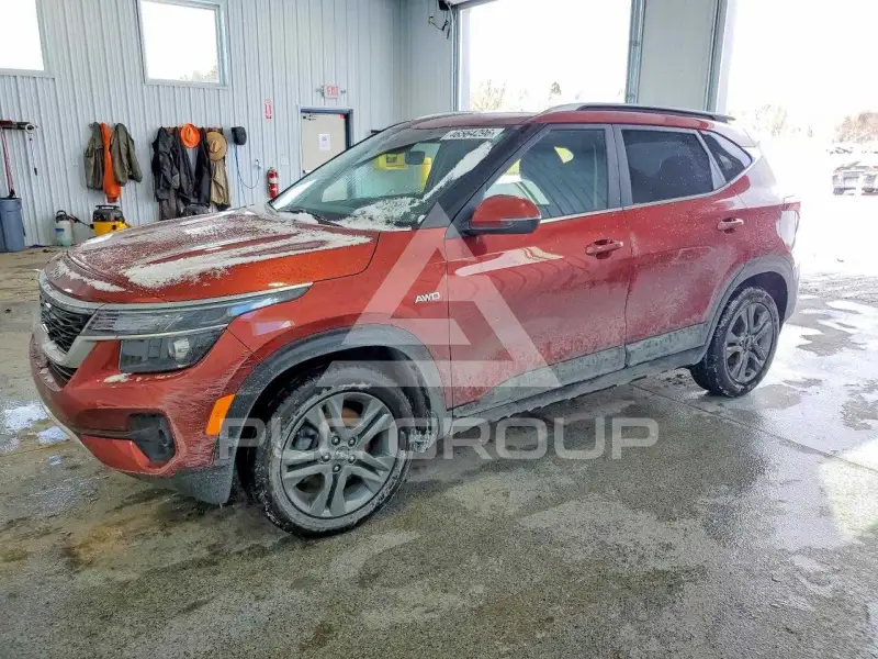 2023 KIA Seltos фото