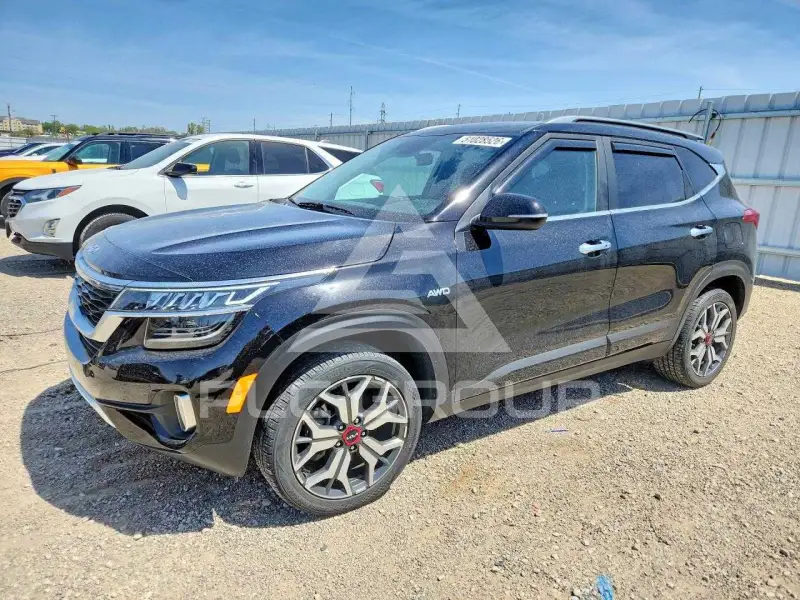 2023 KIA Seltos фото