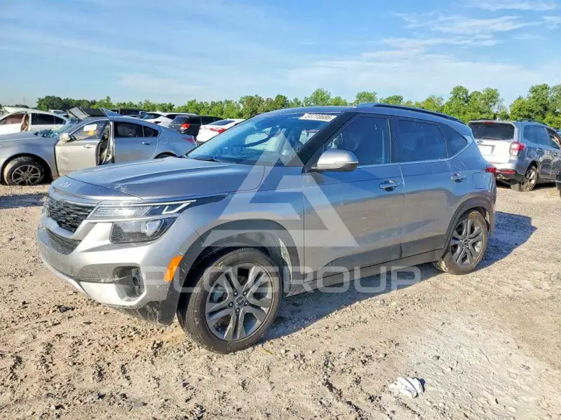 2023 KIA Seltos photo
