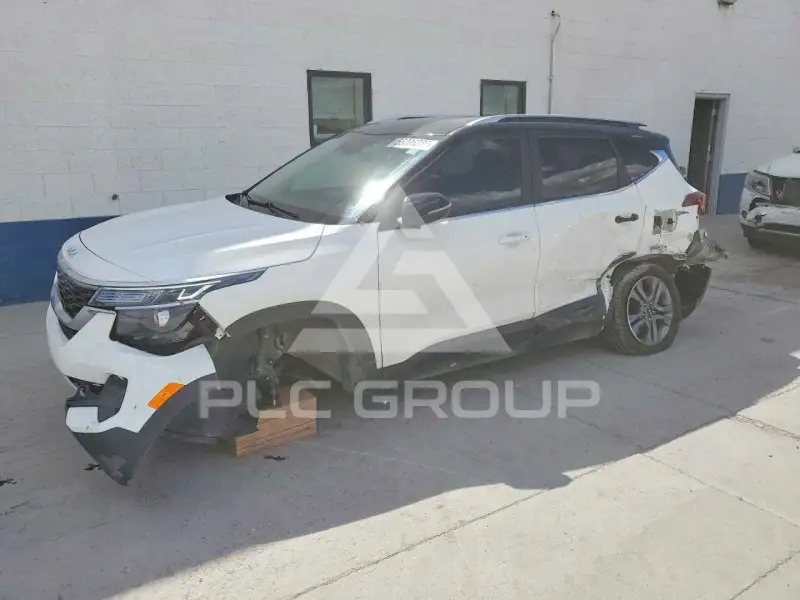 2023 KIA Seltos фото