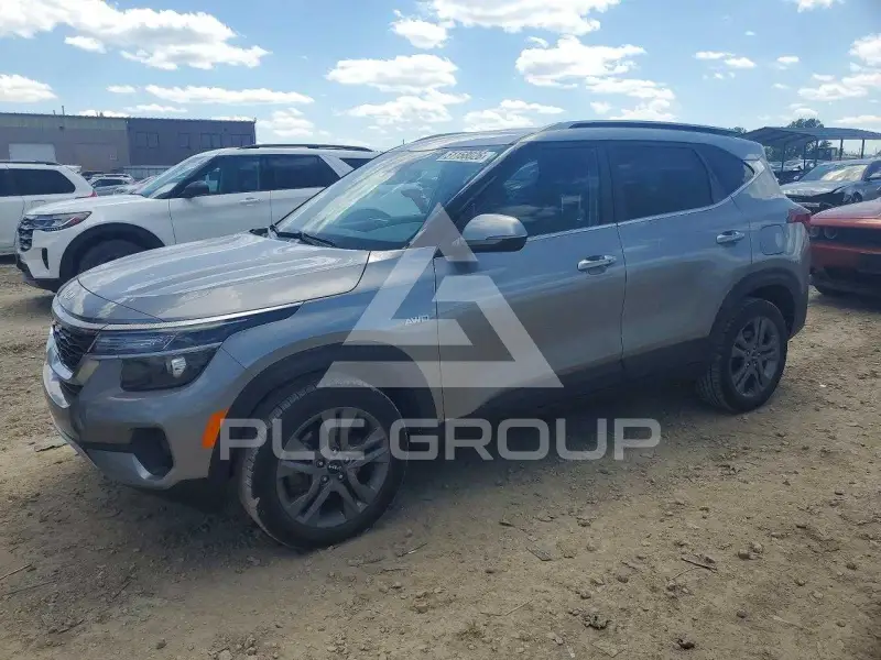 2023 KIA Seltos фото
