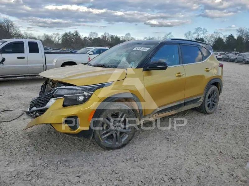 2023 KIA Seltos фото