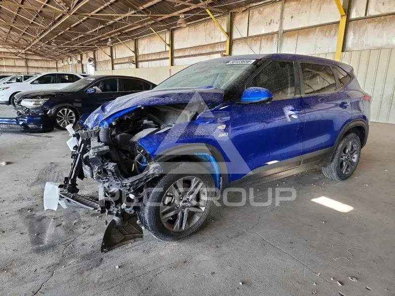 2023 KIA Seltos photo