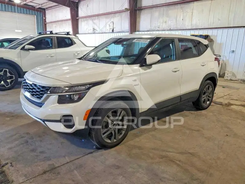 2023 KIA Seltos фото