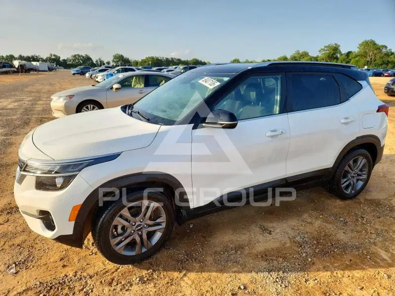 2023 KIA Seltos фото