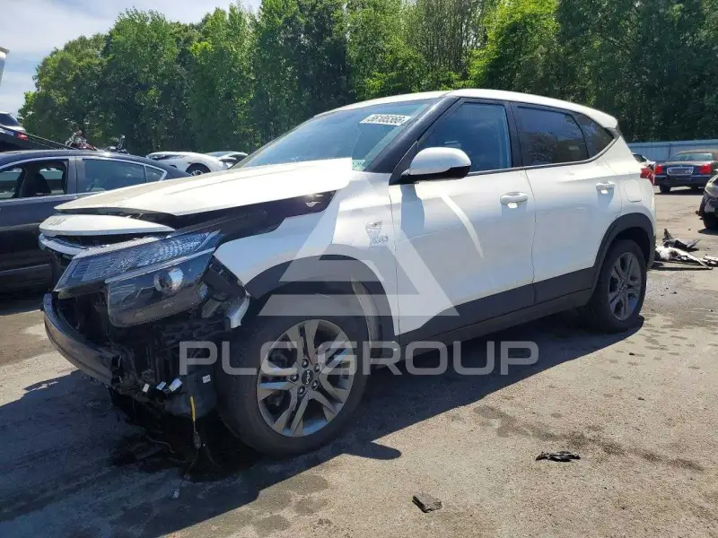 2023 KIA Seltos фото