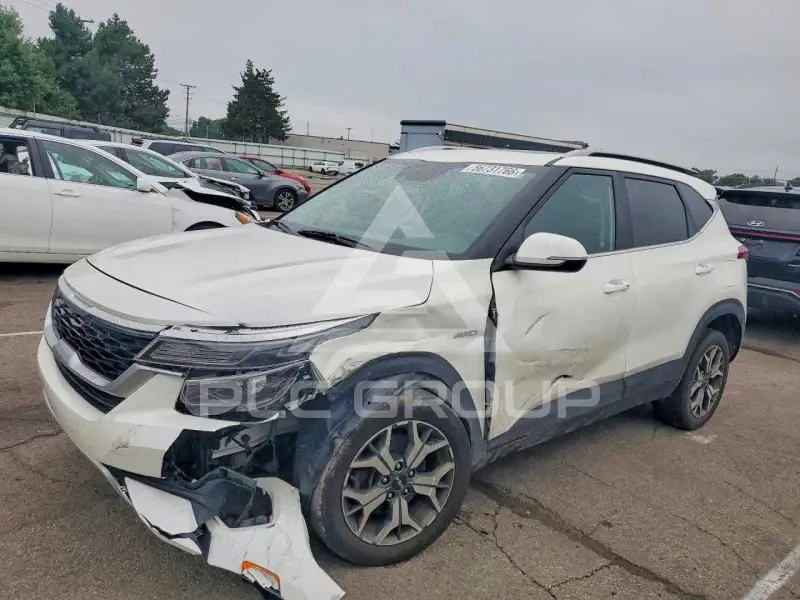 2023 KIA Seltos photo