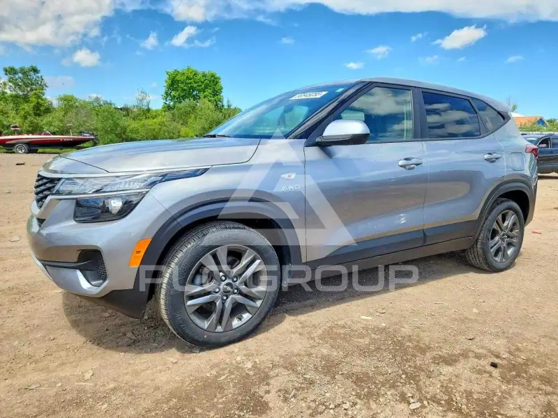 2023 KIA Seltos фото