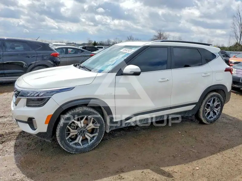 2023 KIA Seltos photo