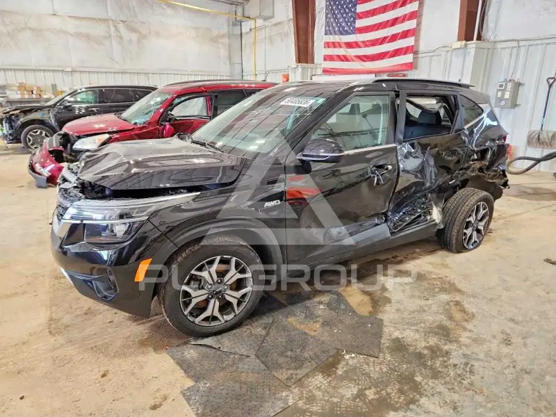 2023 KIA Seltos фото