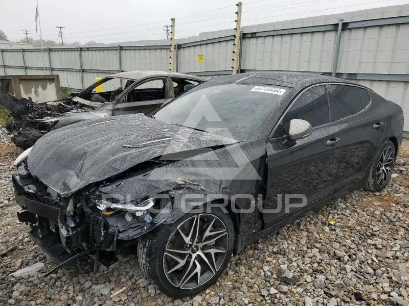 2023 KIA Stinger фото