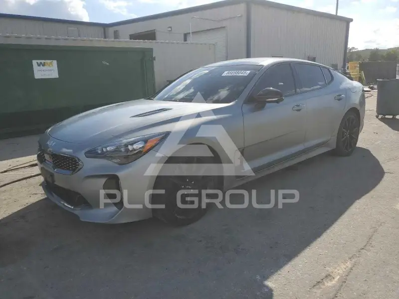 2023 KIA Stinger фото