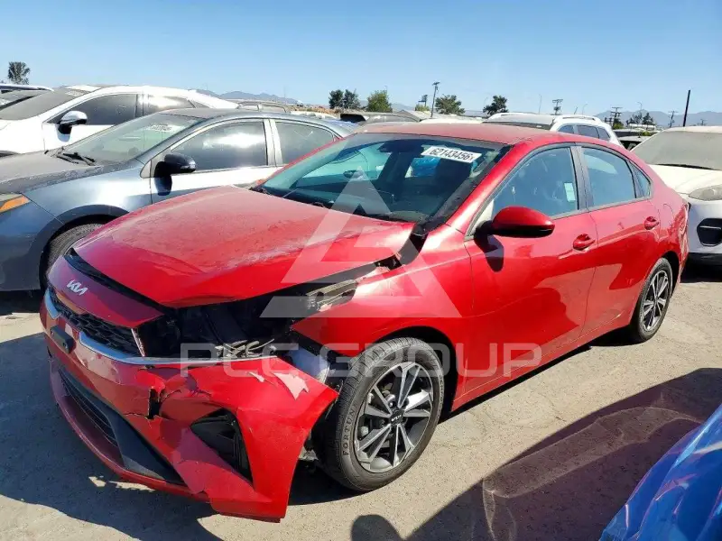 2023 KIA Forte фото