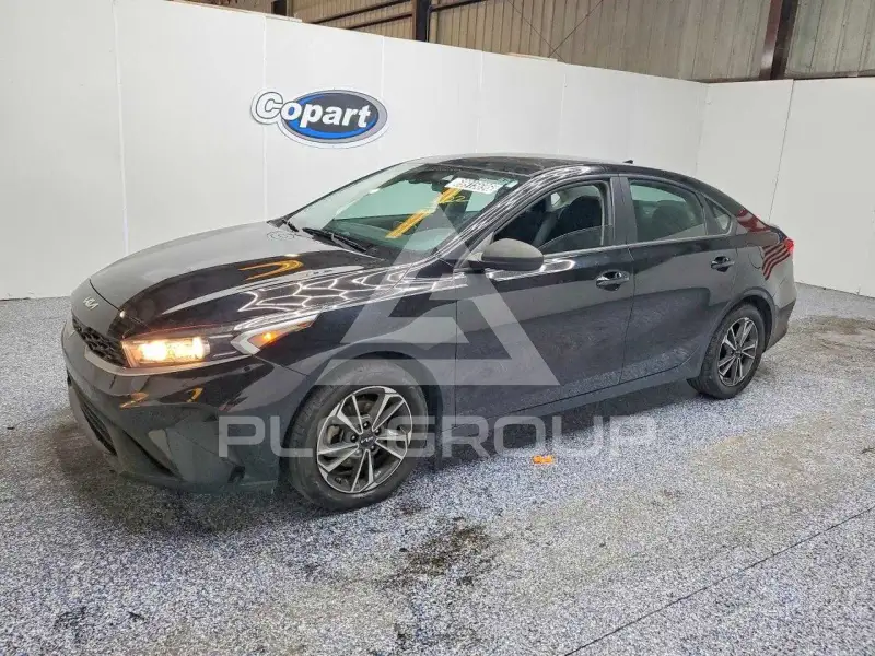 2023 KIA Forte photo