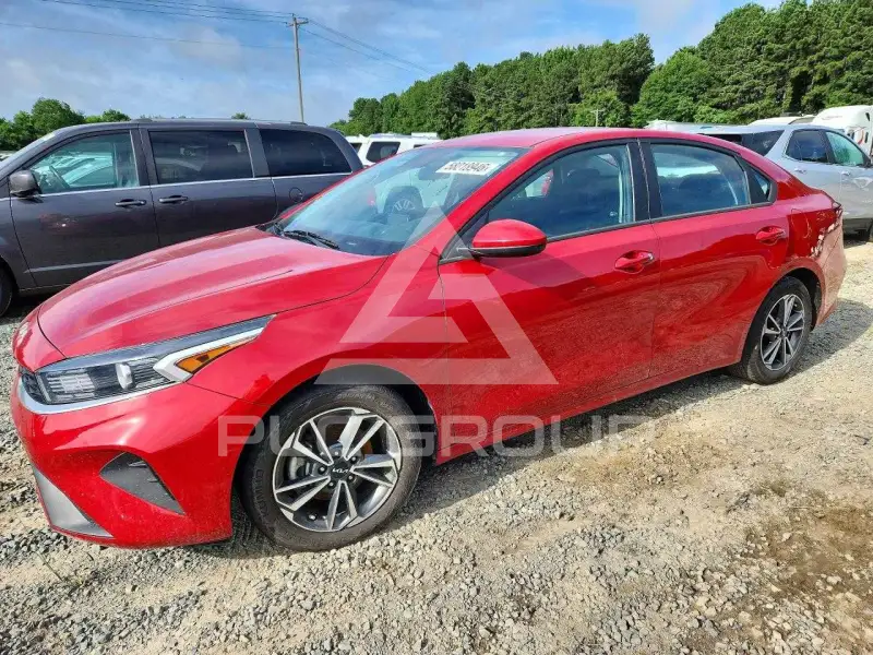2023 KIA Forte фото