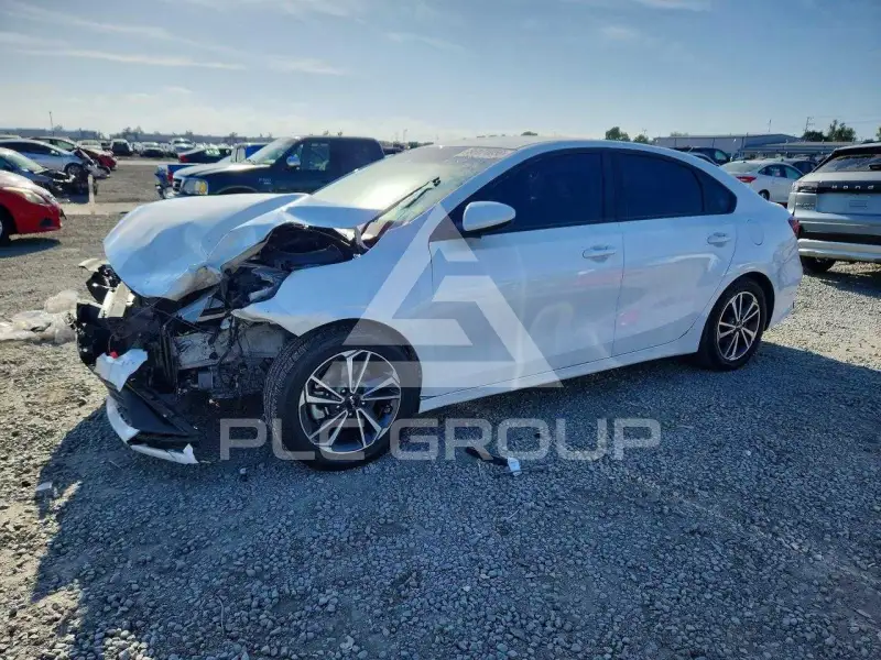 2023 KIA Forte photo