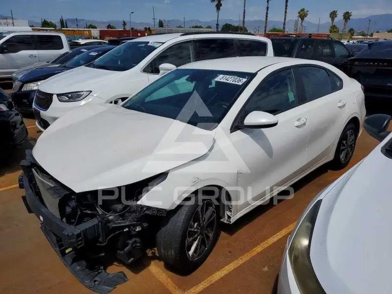 2023 KIA Forte фото