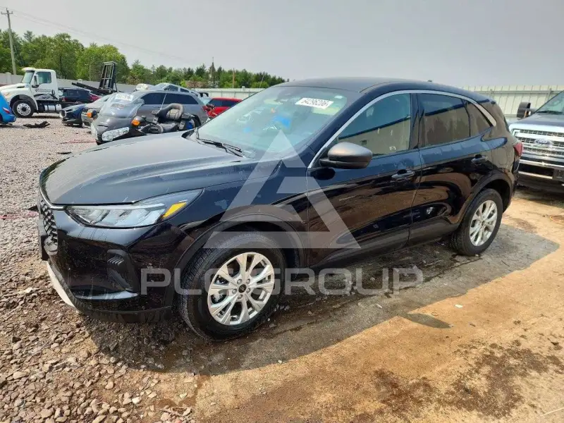 2023 Ford ESCAPE photo