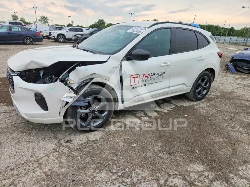 2023 Ford ESCAPE фото