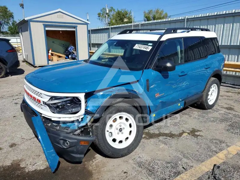 2023 Ford BRONCO фото