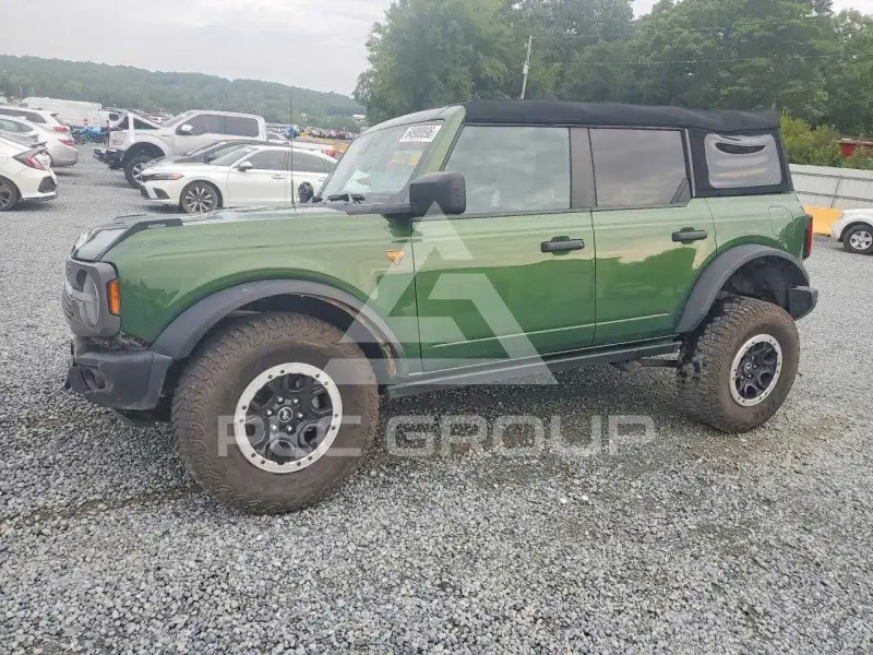 2023 Ford BRONCO фото