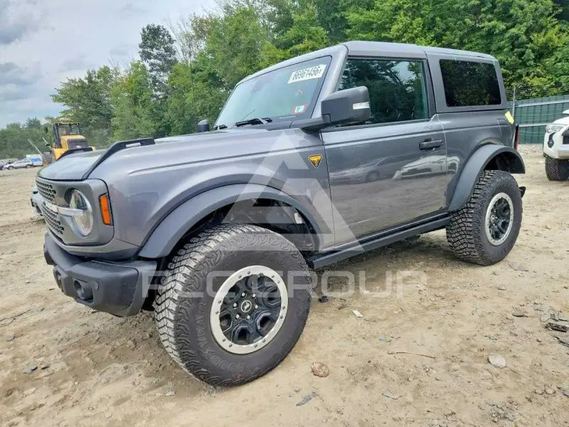 2023 Ford BRONCO фото