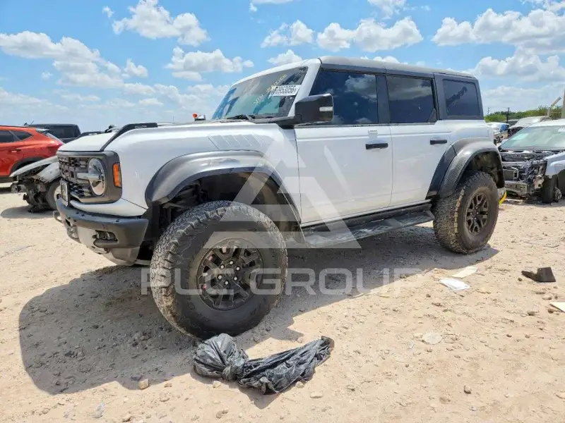 2023 Ford BRONCO фото