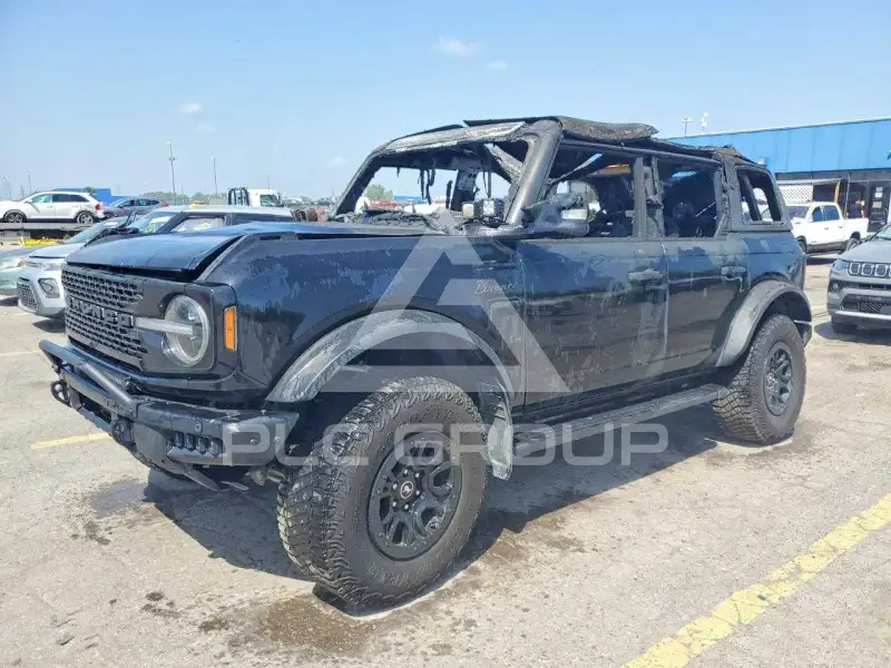 2023 Ford BRONCO фото