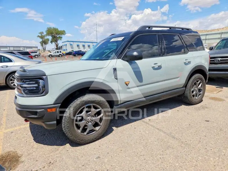 2023 Ford BRONCO фото