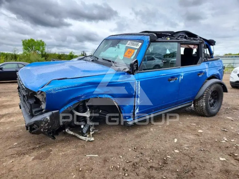 2023 Ford BRONCO фото