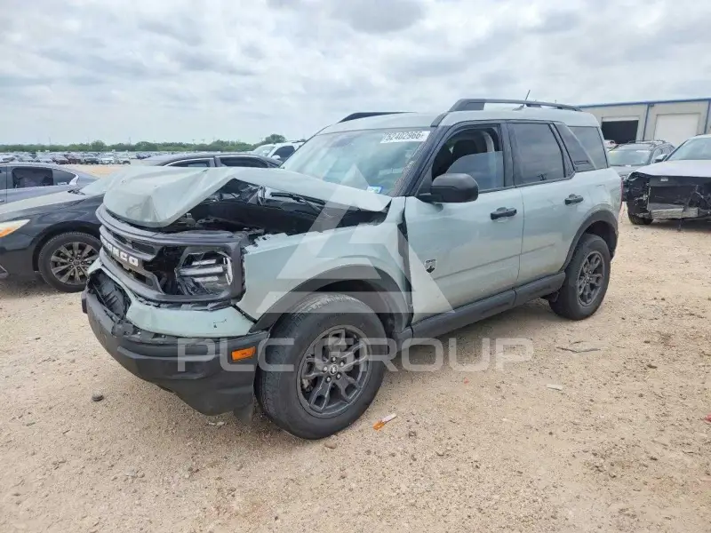 2023 Ford BRONCO фото