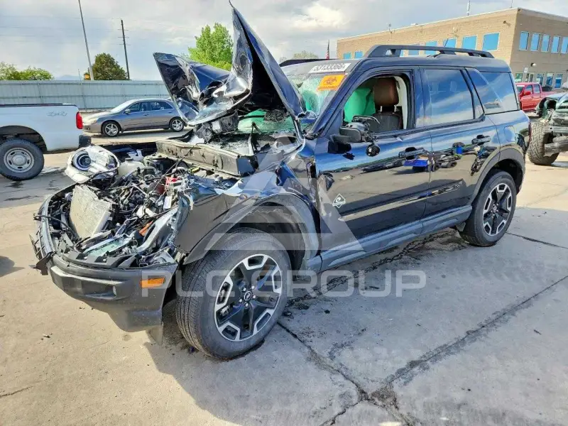 2023 Ford BRONCO photo