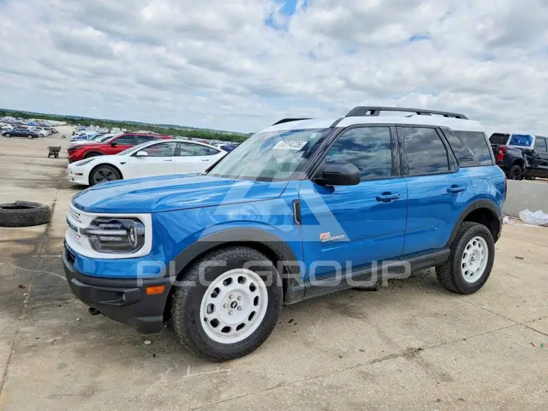 2023 Ford BRONCO фото